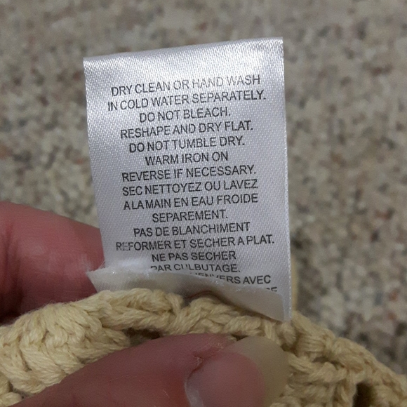 Minnie Rose Cream Crochet Top - NWT - Picture 7 of 9